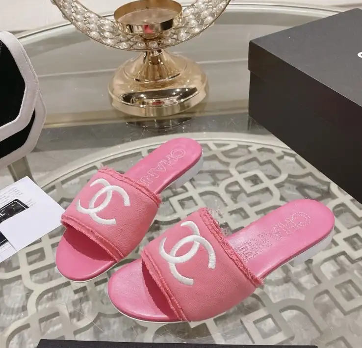 hype Chanel Slippers