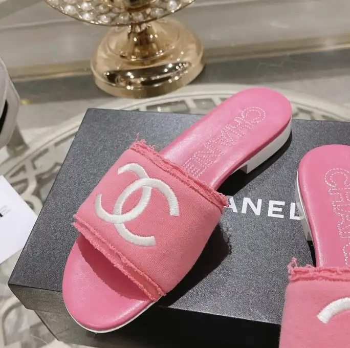 hype Chanel Slippers