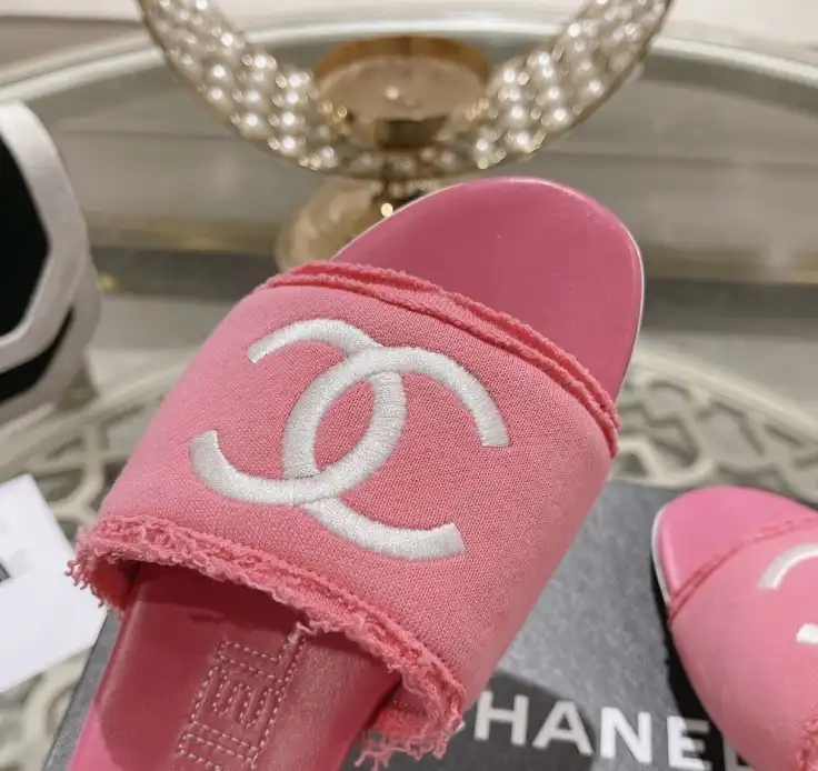 hype Chanel Slippers