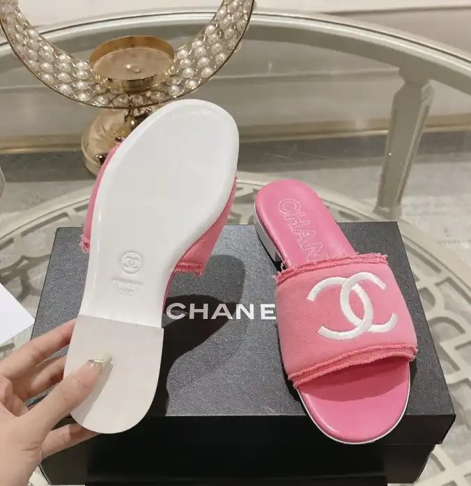 hype Chanel Slippers