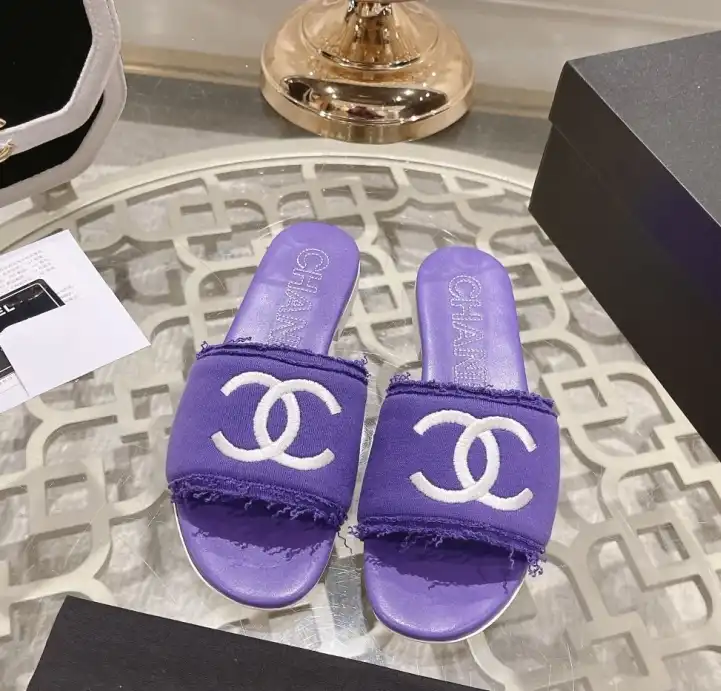 hype Chanel Slippers