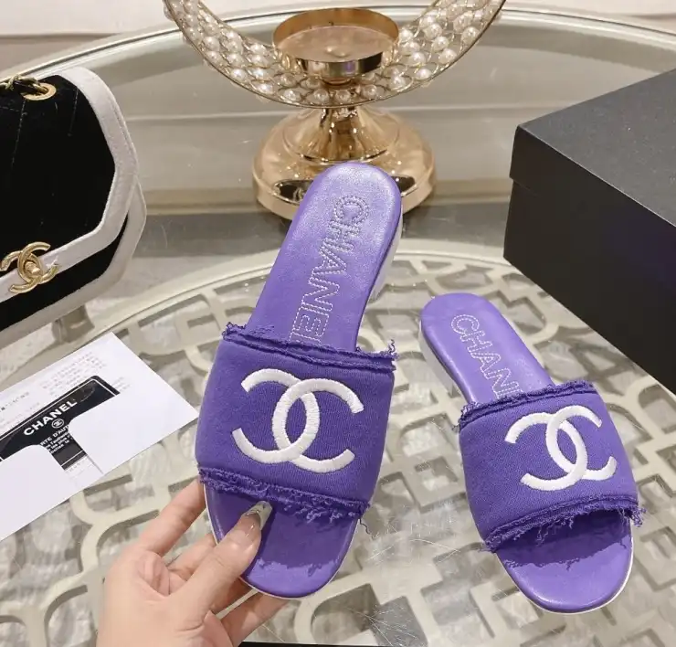 hype Chanel Slippers