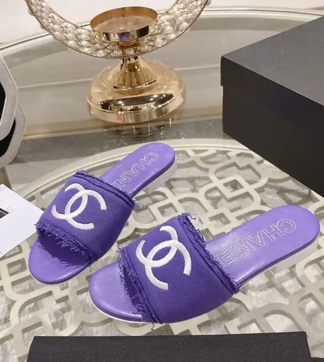 hype Chanel Slippers