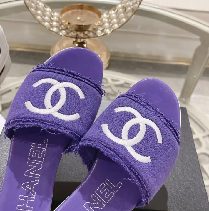 hype Chanel Slippers