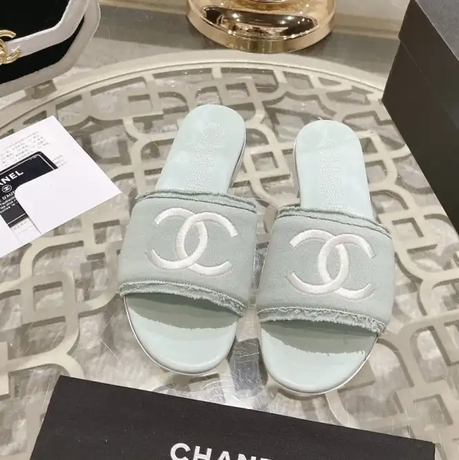 hype Chanel Slippers