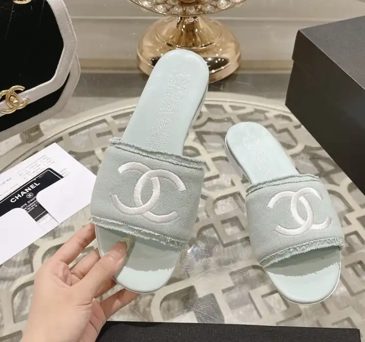 hype Chanel Slippers