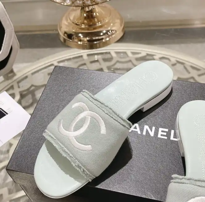 hype Chanel Slippers