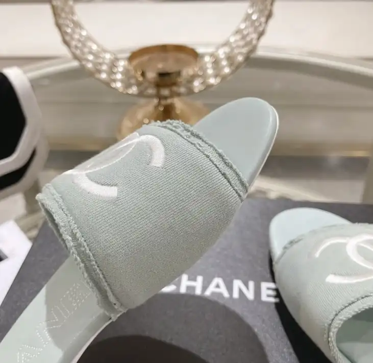 hype Chanel Slippers