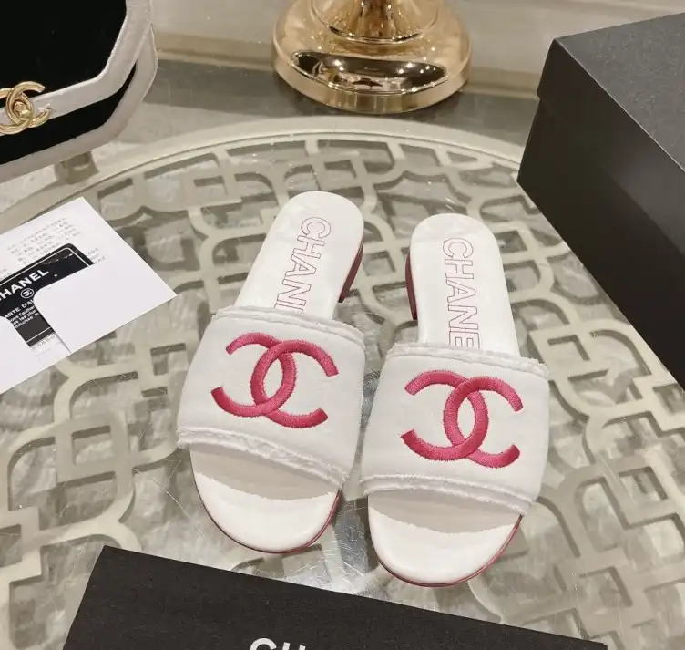 hype Chanel Slippers