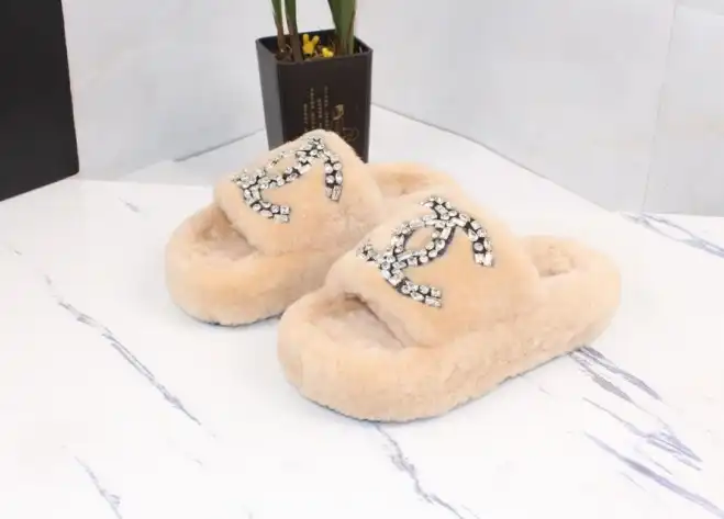 hype Chanel Slippers