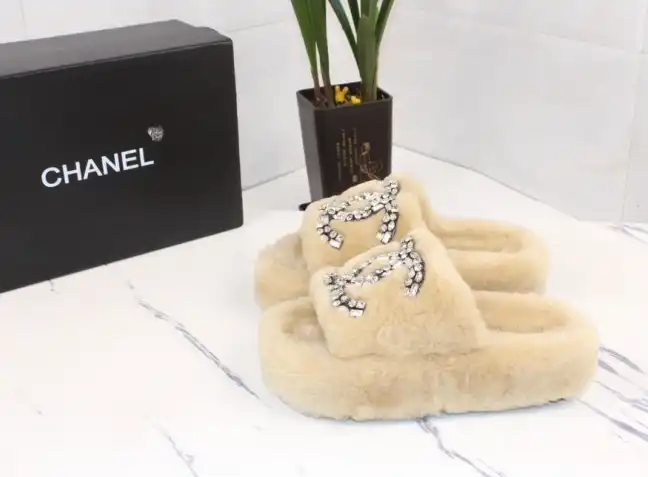 hype Chanel Slippers