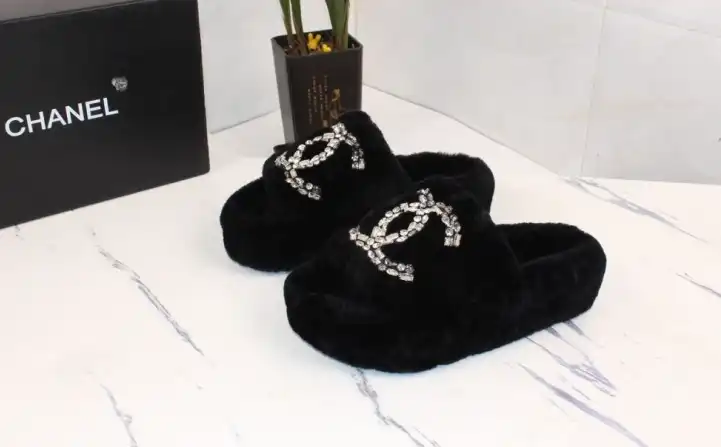 hype Chanel Slippers