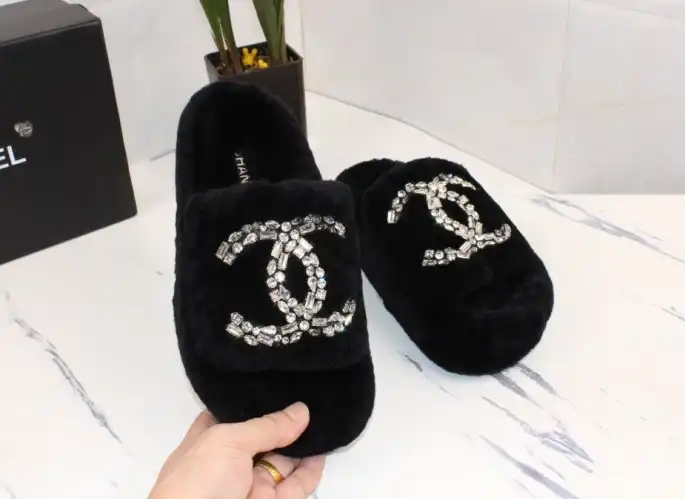 hype Chanel Slippers