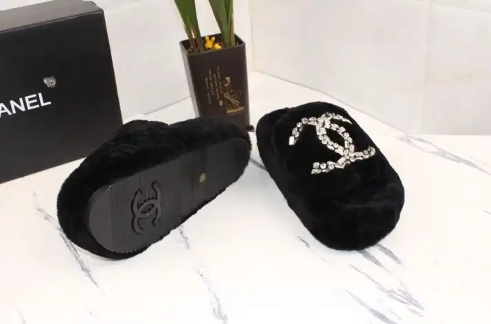 hype Chanel Slippers