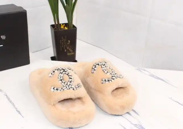 hype Chanel Slippers