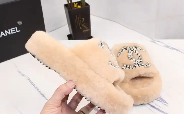 hype Chanel Slippers