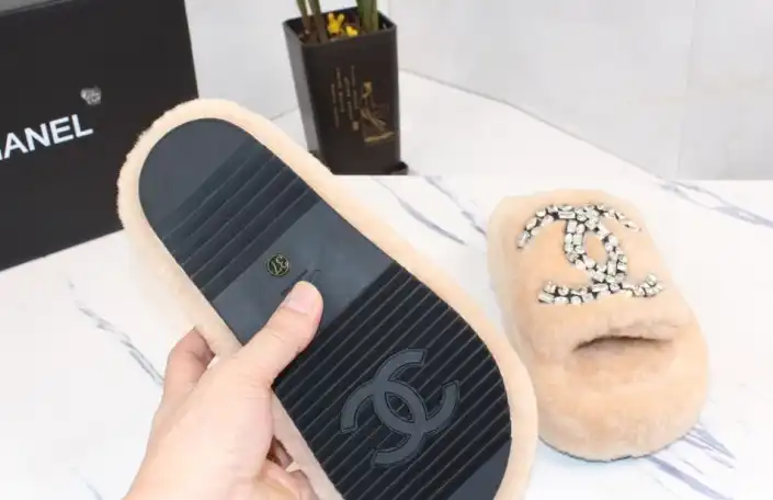 hype Chanel Slippers