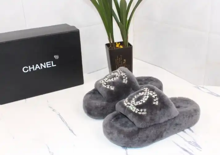 hype Chanel Slippers