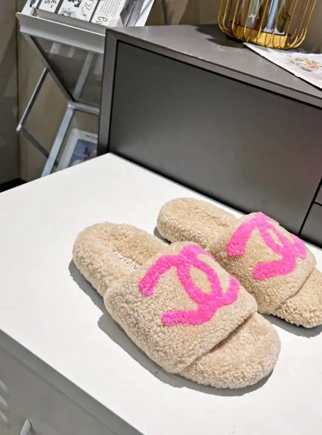 hype Chanel Slippers