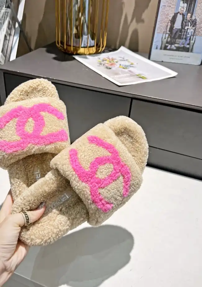 hype Chanel Slippers