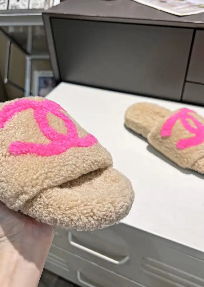 hype Chanel Slippers