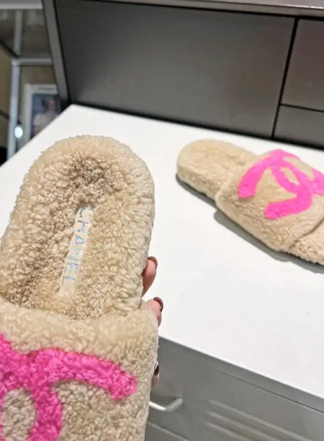 hype Chanel Slippers