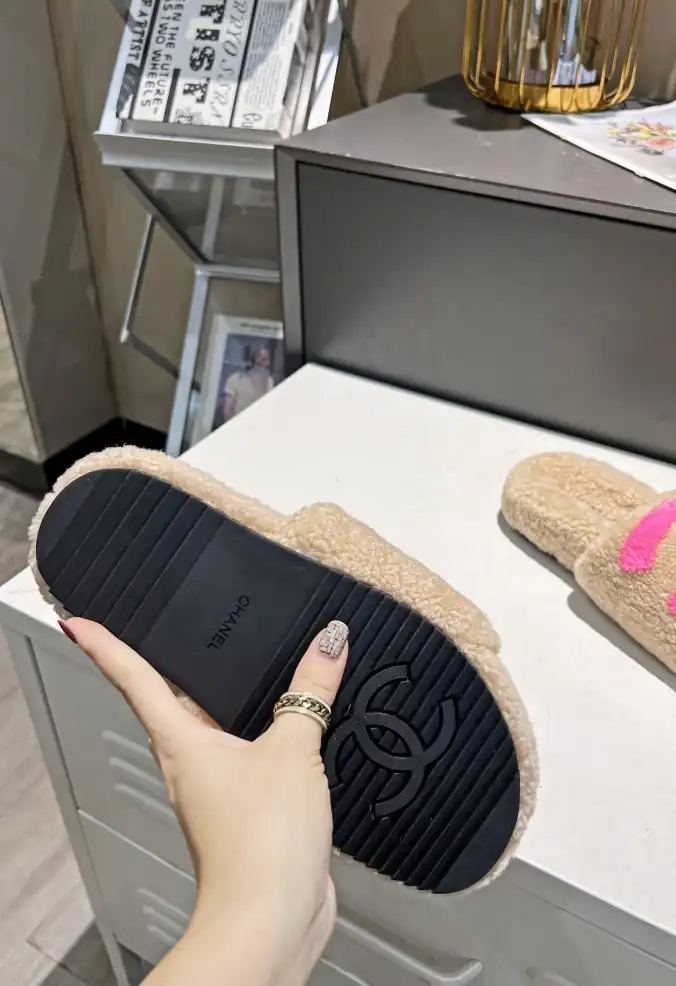 hype Chanel Slippers