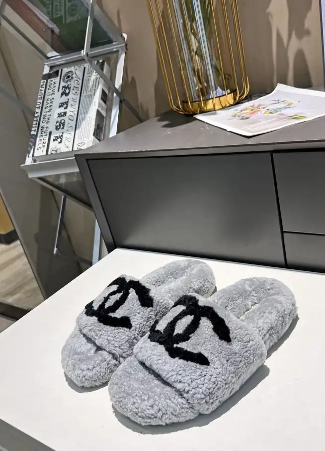 hype Chanel Slippers