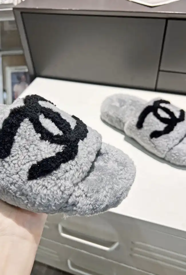 hype Chanel Slippers