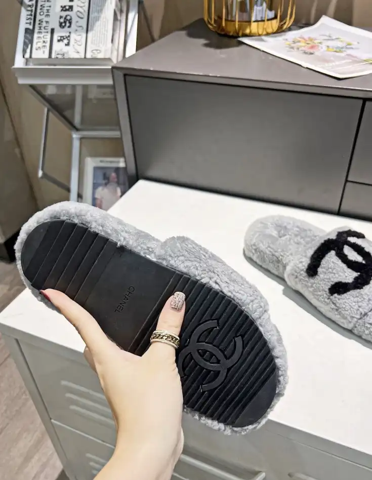 hype Chanel Slippers