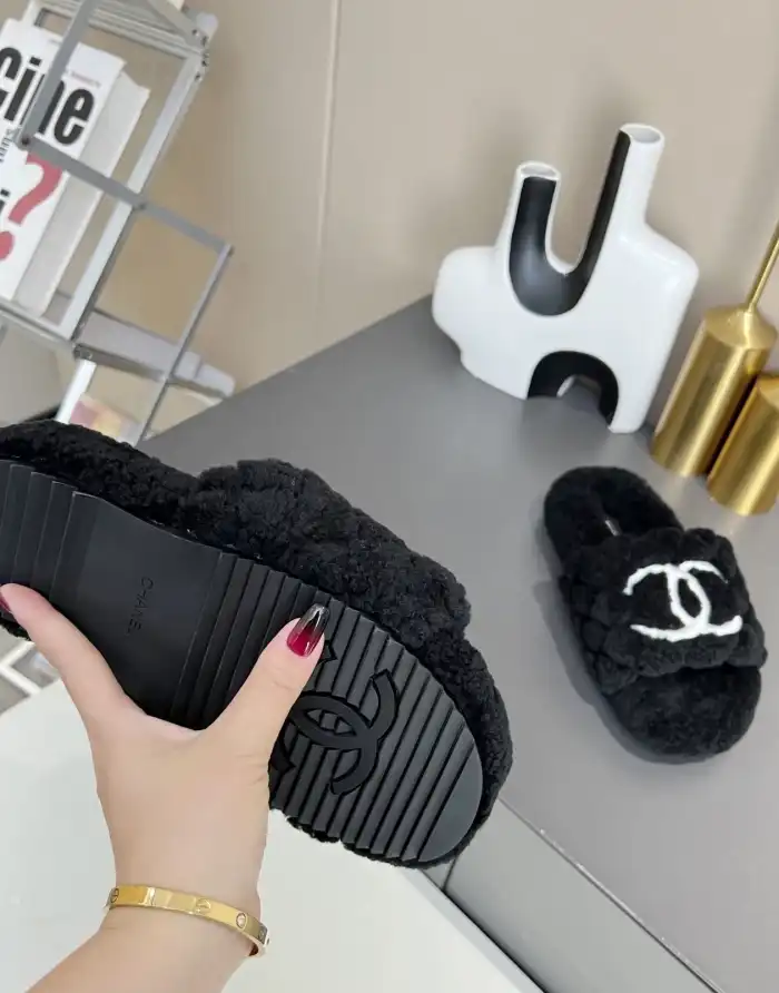 hype Chanel Slippers