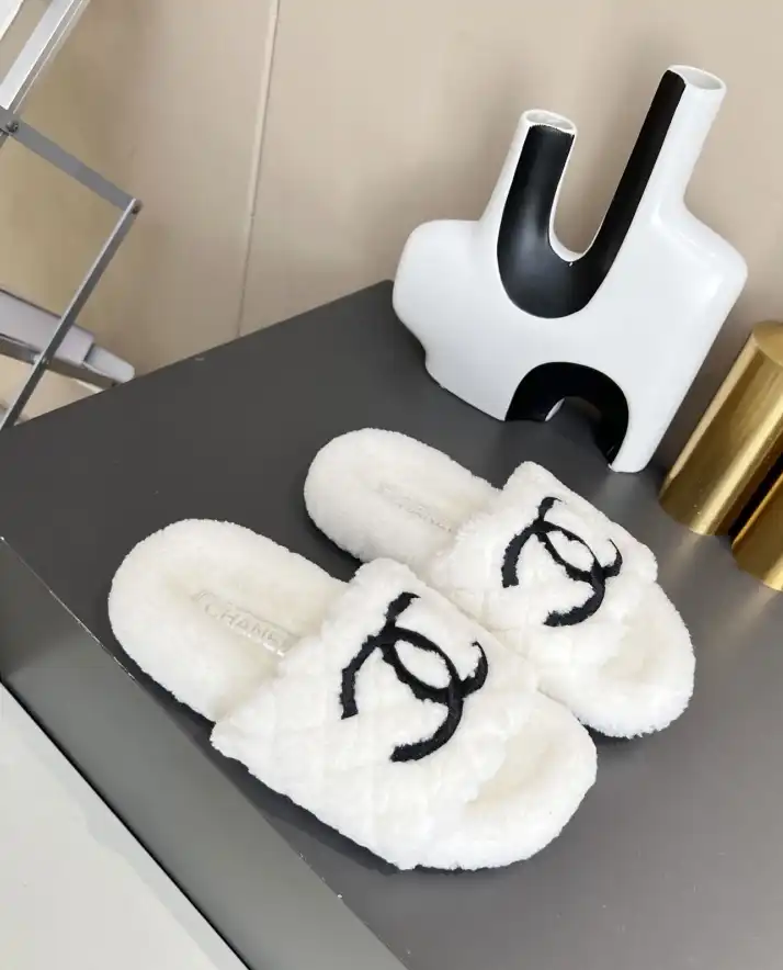 hype Chanel Slippers