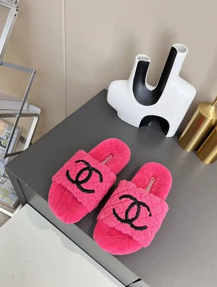 hype Chanel Slippers