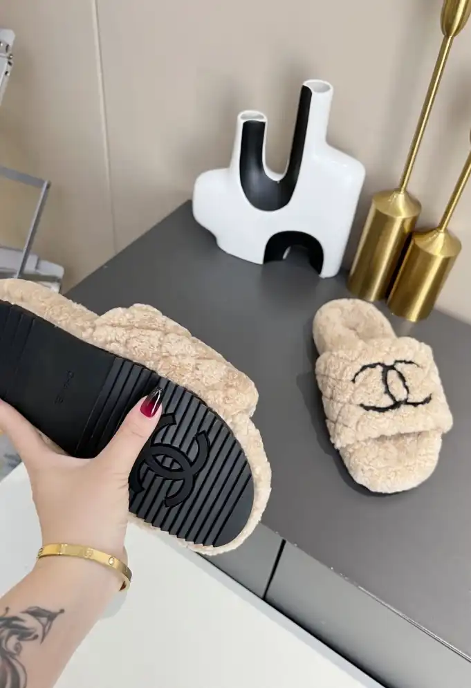 hype Chanel Slippers