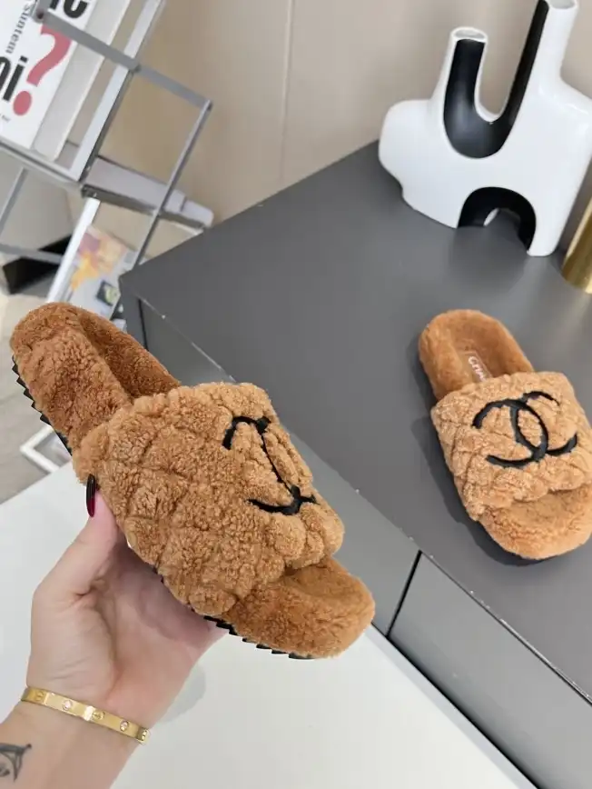 hype Chanel Slippers