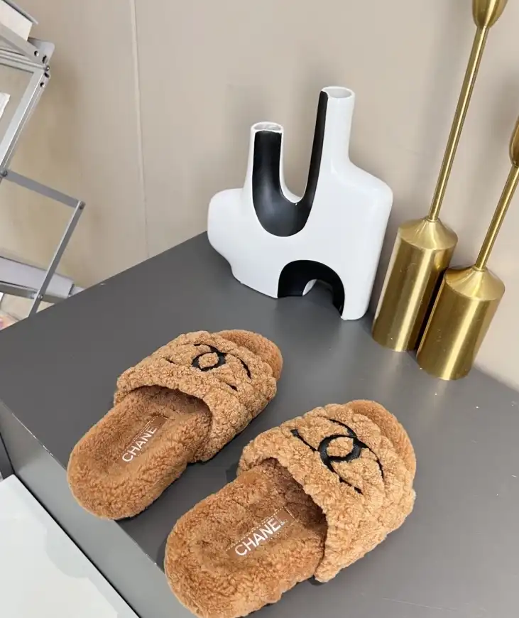 hype Chanel Slippers