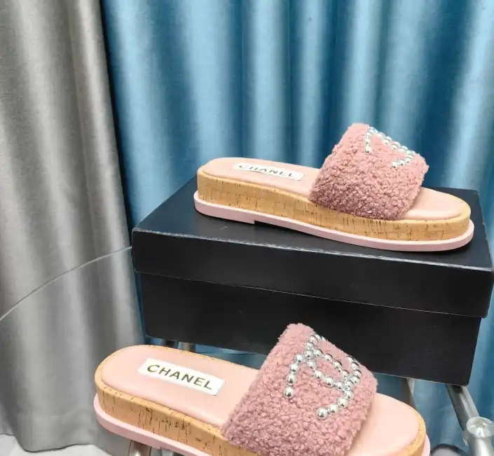 hype Chanel Slippers