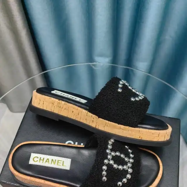 hype Chanel Slippers