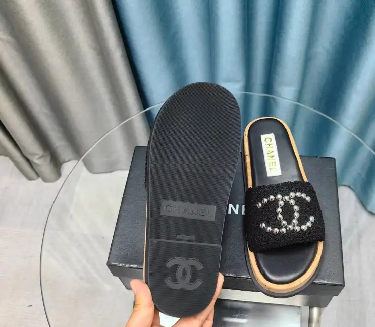 hype Chanel Slippers