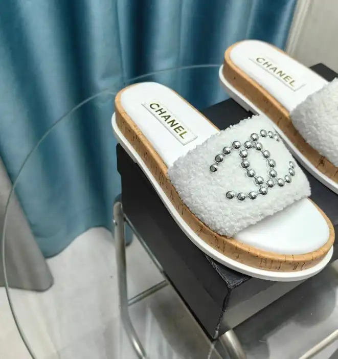 hype Chanel Slippers