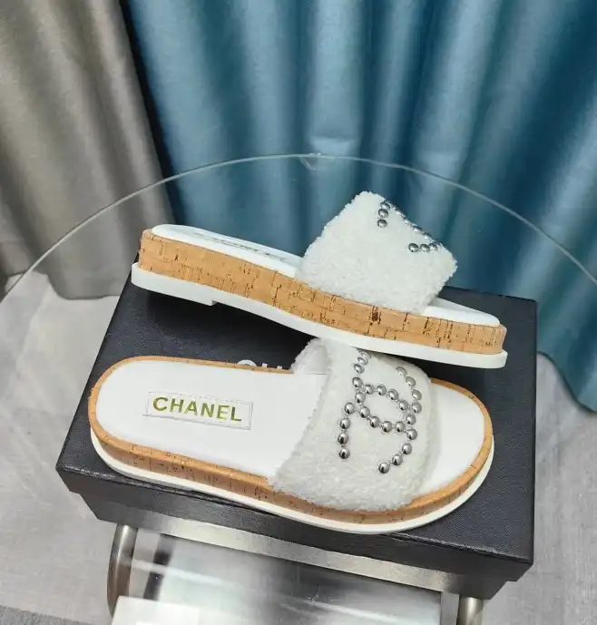 hype Chanel Slippers