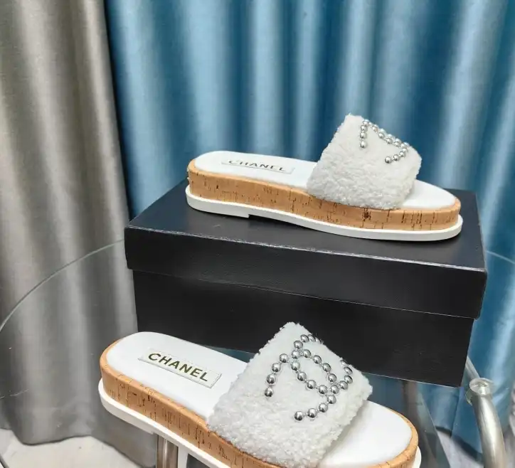 hype Chanel Slippers