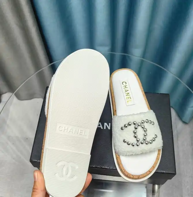 hype Chanel Slippers