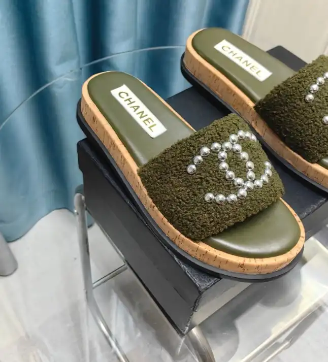 hype Chanel Slippers