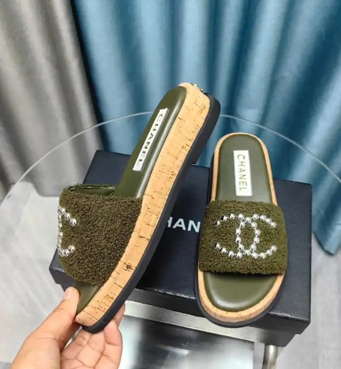 hype Chanel Slippers