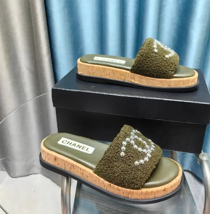 hype Chanel Slippers