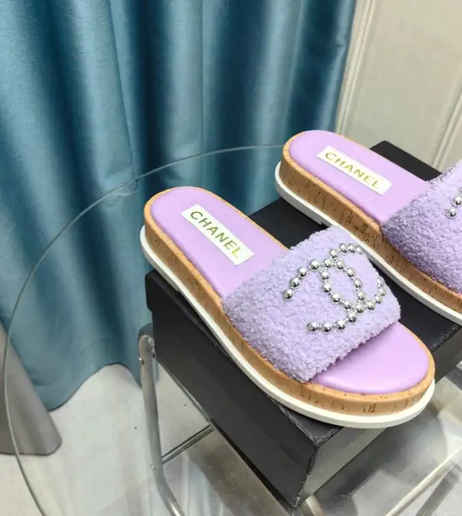 hype Chanel Slippers