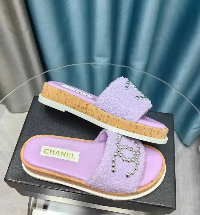 hype Chanel Slippers