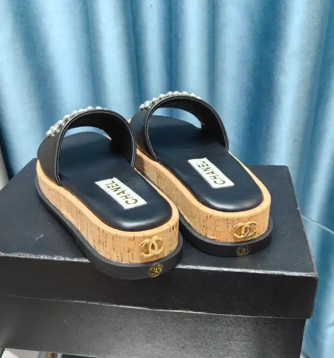 hype Chanel Slippers