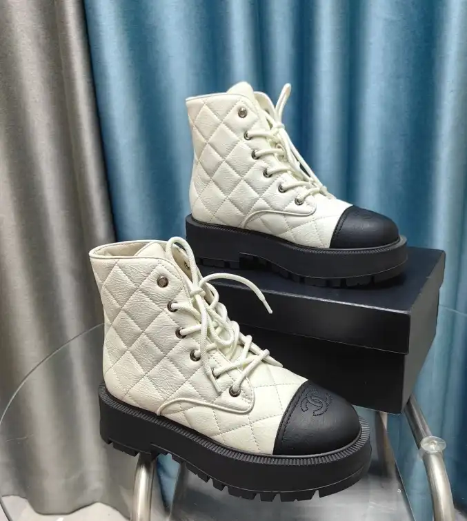 hype Chanel Boots